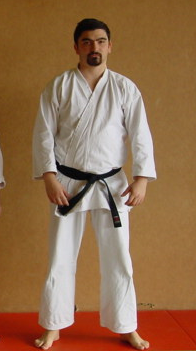La tenue du Nihon Tai Jitsu